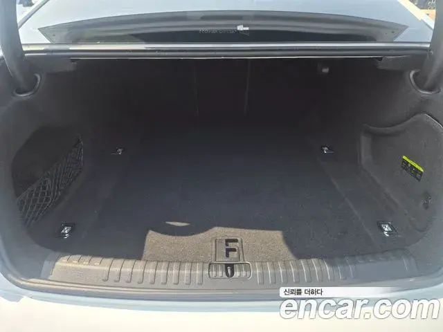 Audi A6 2022 — Photo 3/20