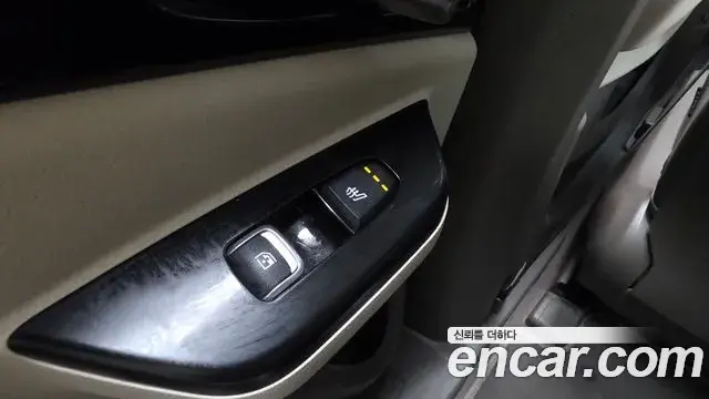 Kia Carnival 2021 — Фото 19/20