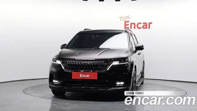 Kia Carnival 2021 — Photo 19/20