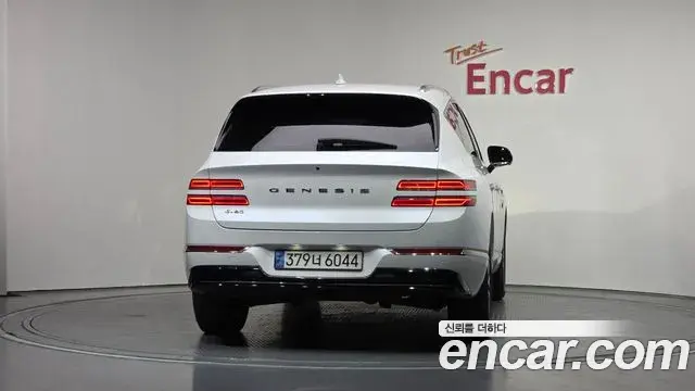 Genesis GV80 2023 — ფოტო 13/20