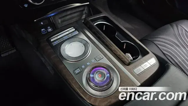 Genesis G80 2021 — Şəkil 19/20