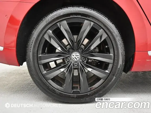 Volkswagen Arteon 2019 — Photo 9/20