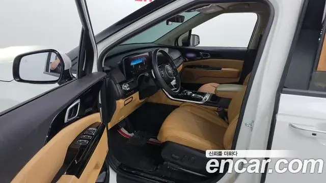 Kia Carnival 2023 — Фото 10/20