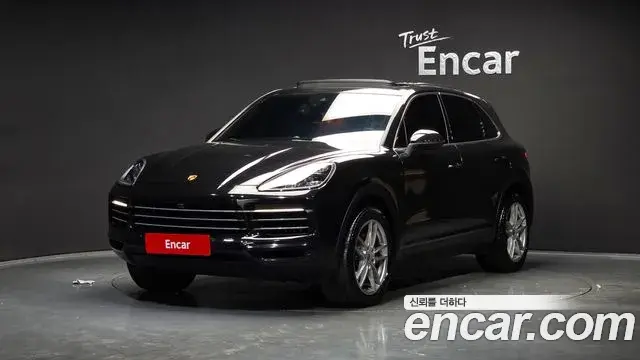 Porsche Cayenne 2019 — Şəkil 7/20