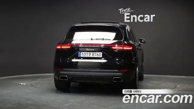 Porsche Cayenne 2019 — Şəkil 12/20
