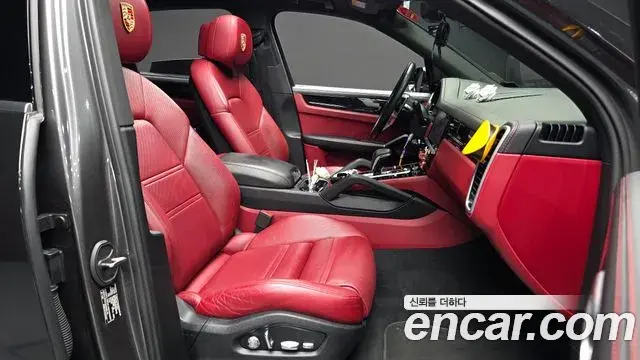 Porsche Cayenne 2019 — Şəkil 13/20