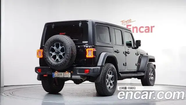 Jeep Wrangler 2023 — Şəkil 2/20
