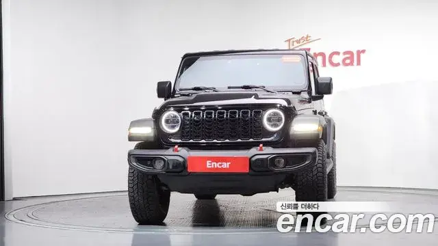 Jeep Wrangler 2023 — Şəkil 10/20