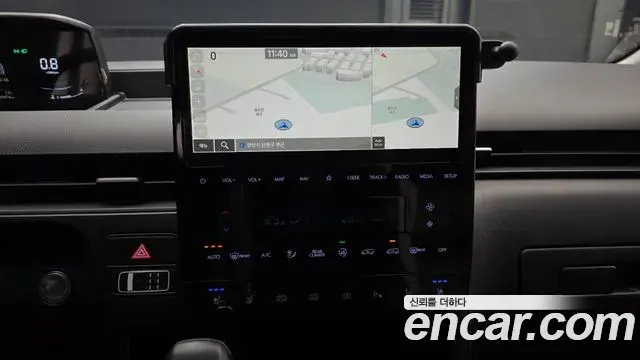 Hyundai Staria 2025 — Фото 18/20