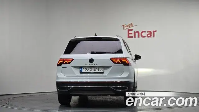 Volkswagen Tiguan Allspace 2023 — Şəkil 14/20
