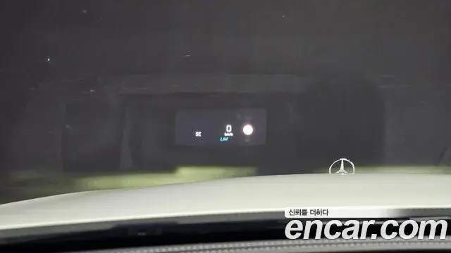 Mercedes-Benz E-Class 2019 — Şəkil 17/20