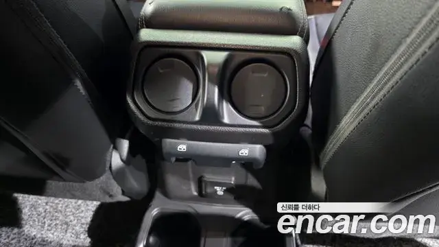 Jeep Wrangler 2018 — Photo 15/20