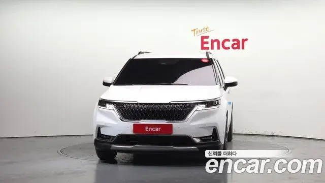 Kia Carnival 2022 — Фото 3/20