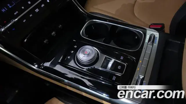 Kia Carnival 2022 — Фото 9/20