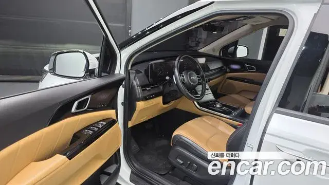 Kia Carnival 2022 — Фото 10/20