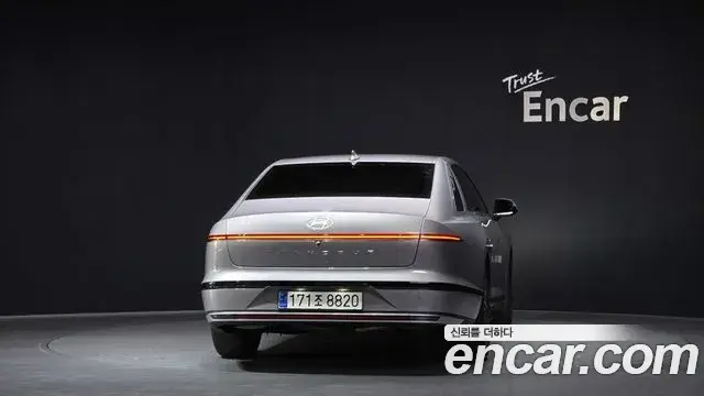 Hyundai Grandeur Hybrid 2023 — Şəkil 12/20