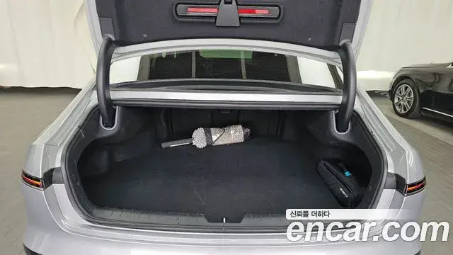 Hyundai Grandeur Hybrid 2023 — Şəkil 6/20