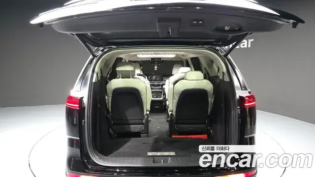 Kia Carnival 2021 — Фото 20/20