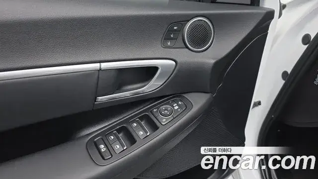 Hyundai Sonata 2019 — Фото 12/20