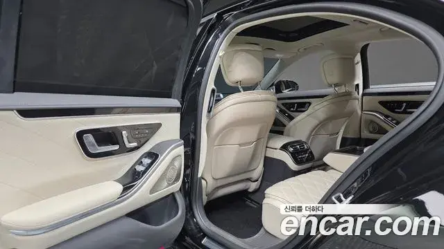Mercedes-Benz S-Class 2022 — Photo 3/20
