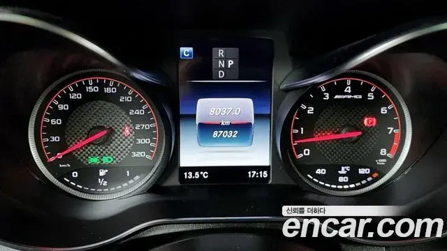 Mercedes-Benz GLC-Class 2019 — Photo 18/20