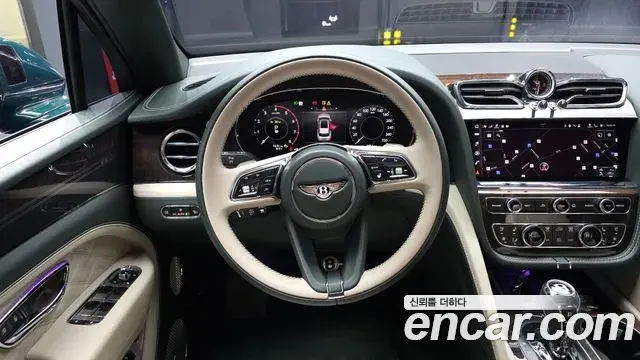 Bentley Bentayga 2024 — Şəkil 10/20