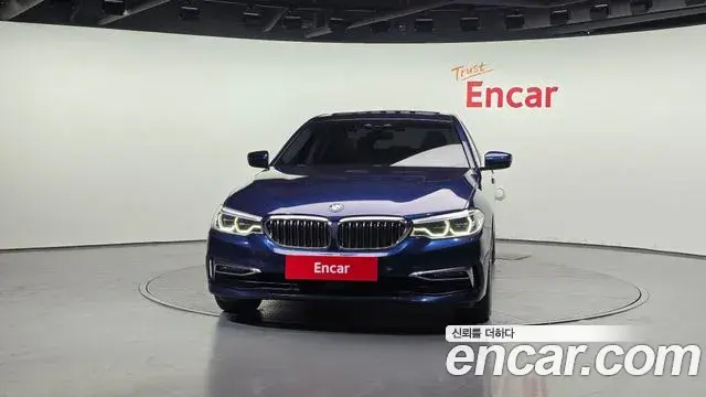 BMW 5 Series 2020 — Photo 15/20