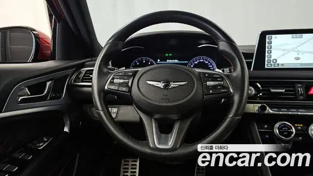 Genesis G70 2019 — Photo 15/20