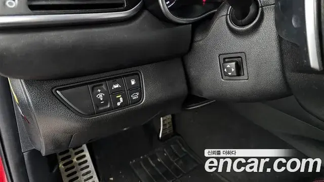 Genesis G70 2019 — Photo 6/20