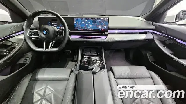 BMW 5 Series 2025 — Photo 15/20