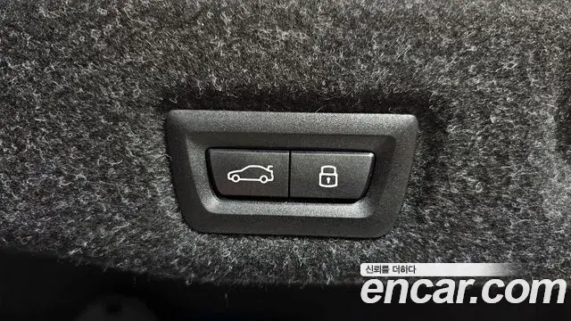 BMW 5 Series 2025 — Photo 20/20