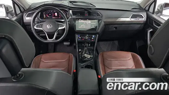 Volkswagen Tiguan Allspace 2023 — Photo 7/20