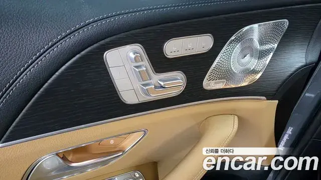 Mercedes-Benz GLE-Class 2025 — Фото 13/20