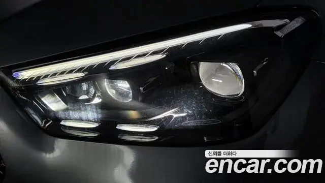 Mercedes-Benz GLE-Class 2025 — Фото 19/20