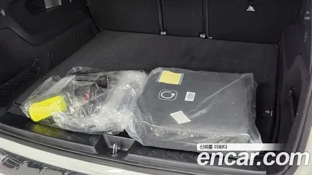 Mercedes-Benz EQB 2024 — ფოტო 10/20