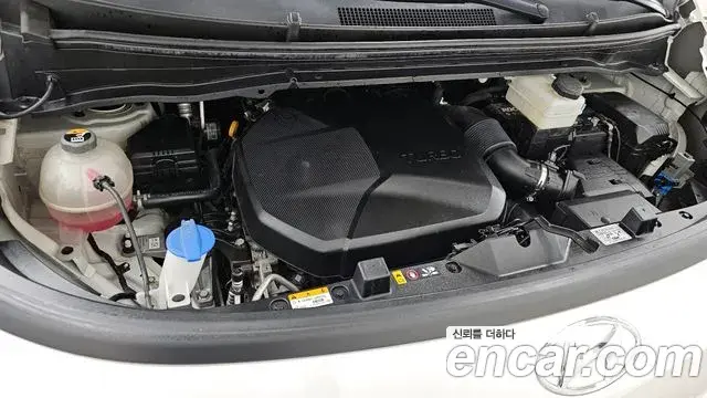 Hyundai Staria 2022 — Фото 6/20