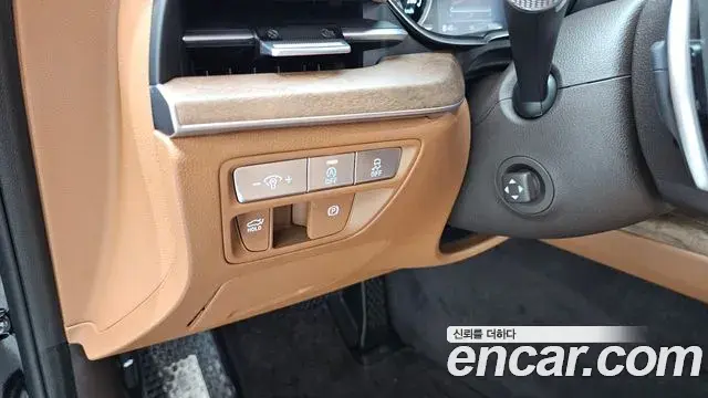Genesis G80 2023 — Photo 12/20
