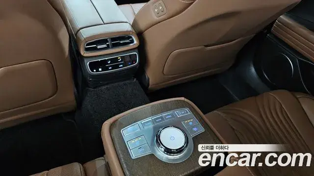 Genesis G80 2023 — Photo 7/20