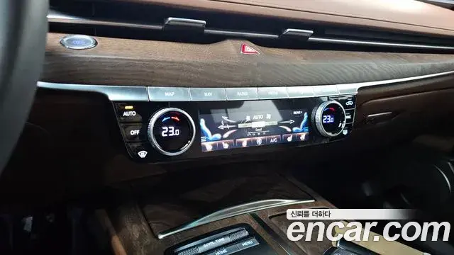 Genesis G80 2023 — Photo 13/20