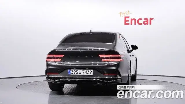 Genesis G80 2025 — Şəkil 9/20