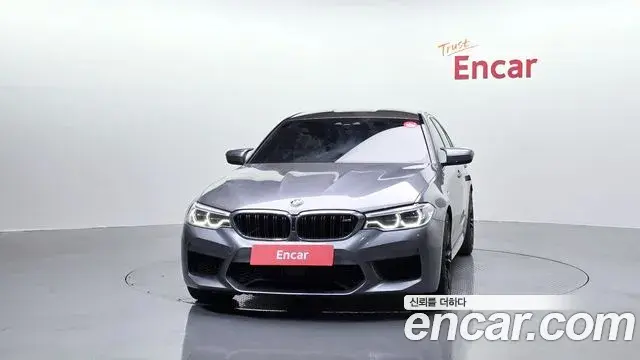 BMW M5 2019 — Photo 18/20
