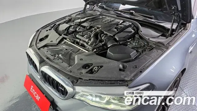 BMW M5 2019 — Photo 14/20
