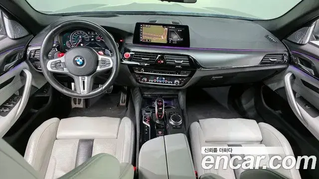 BMW M5 2019 — Photo 8/20