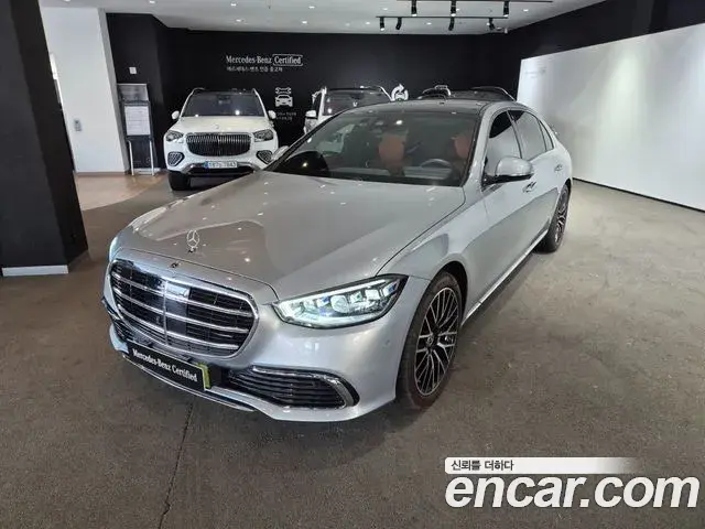Mercedes-Benz S-Class 2025 — Photo 2/19