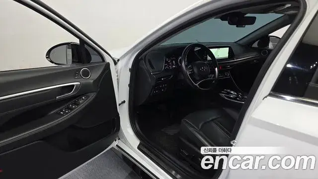 Hyundai Sonata Hybrid 2021 — ფოტო 10/20