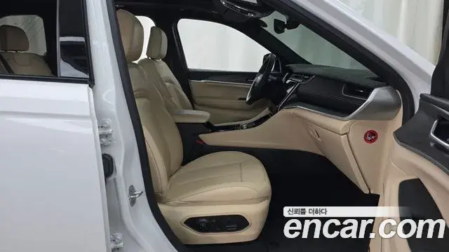 Jeep Grand Cherokee 2023 — ფოტო 14/20