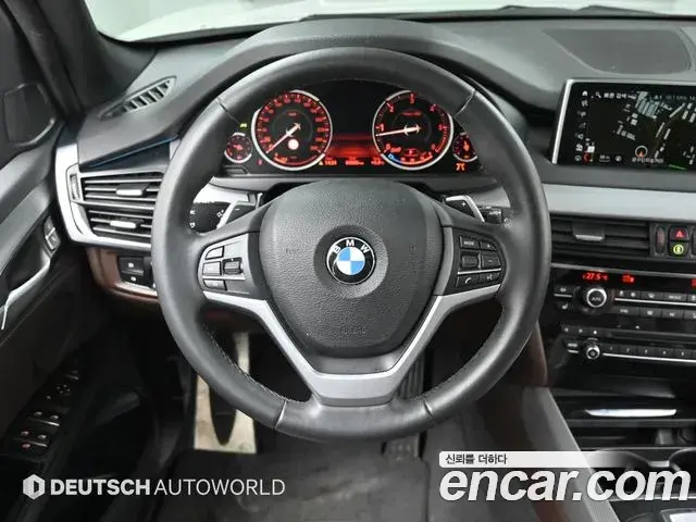 BMW X5 2018 — Şəkil 10/20