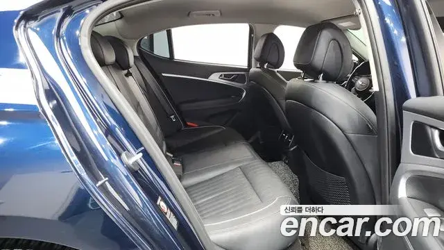 Genesis G70 2019 — Şəkil 19/20