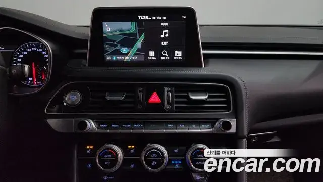 Genesis G70 2019 — Şəkil 12/20
