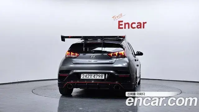 Hyundai Veloster 2018 — Фото 4/20